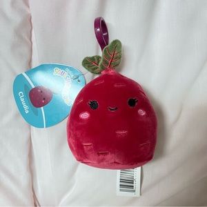 Squishmallow Claudia the Beet/Beetroot CLIP 3.5" BNWT